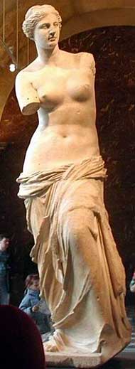 Venus von Milo (100 v.Chr.) Im Louvre Museum in Paris zu bewundern.